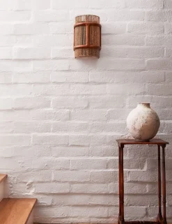 Suma Sconce