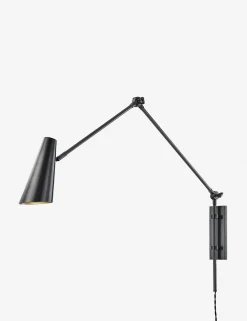 Symphony Plug-In Sconce