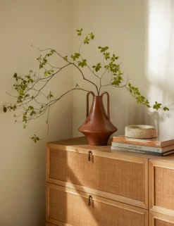 Syna Vase