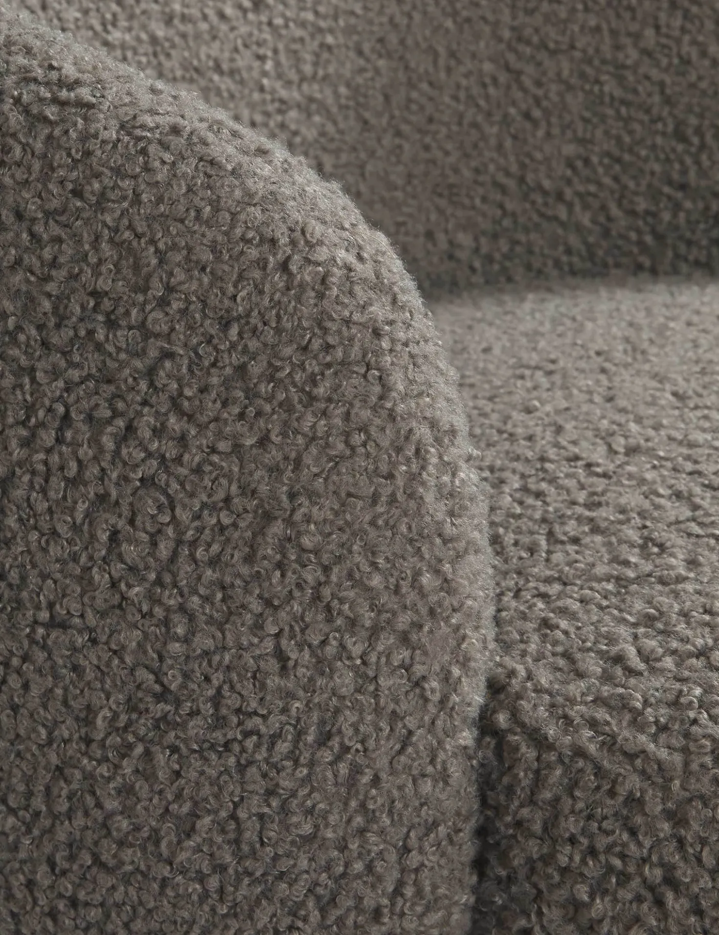 Tobi Swivel Chair