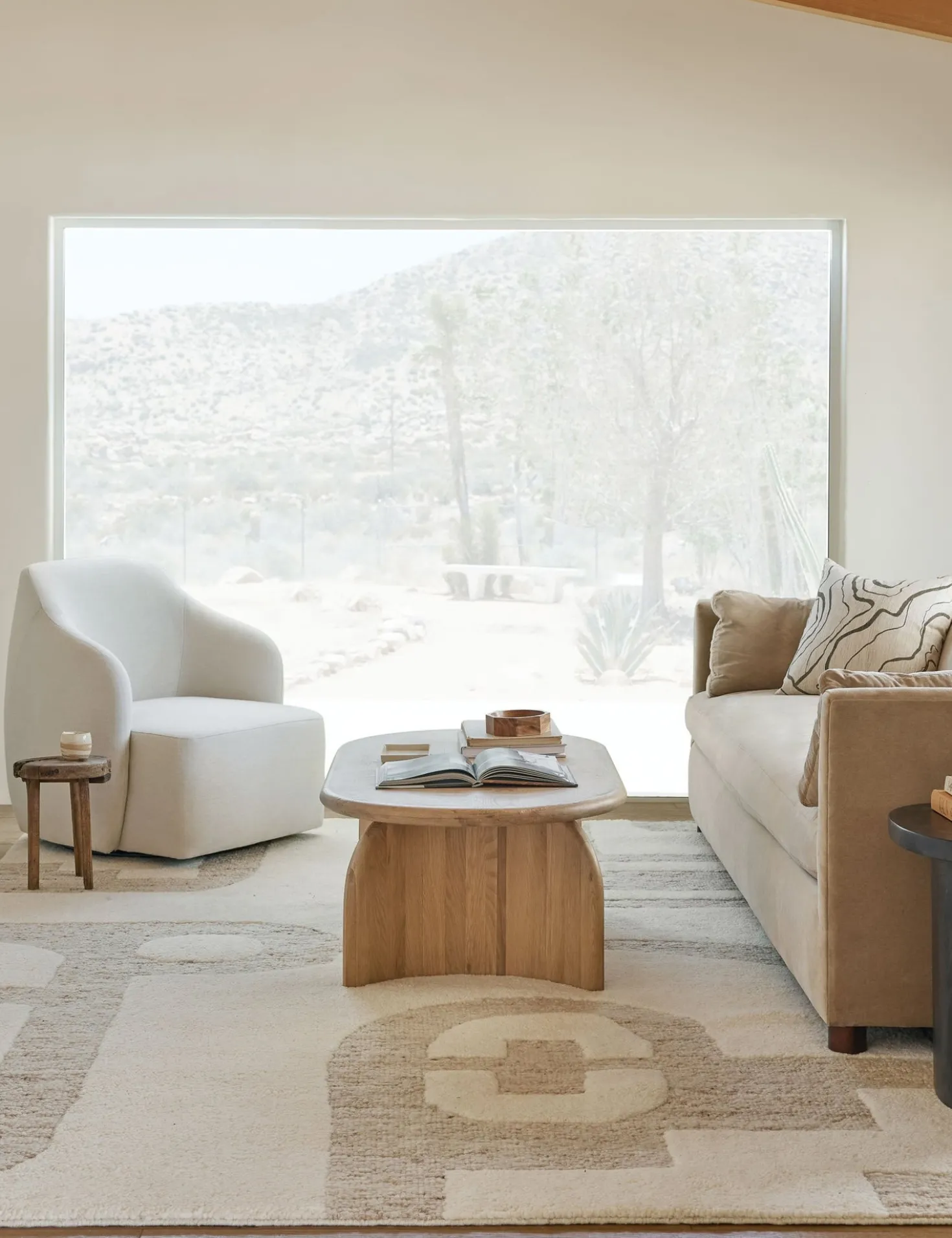 Tobi Swivel Chair