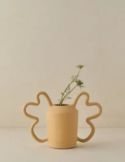 Toma Vase