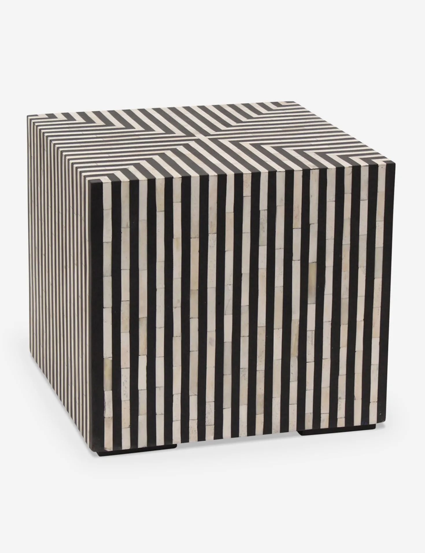Trendyl Side Table