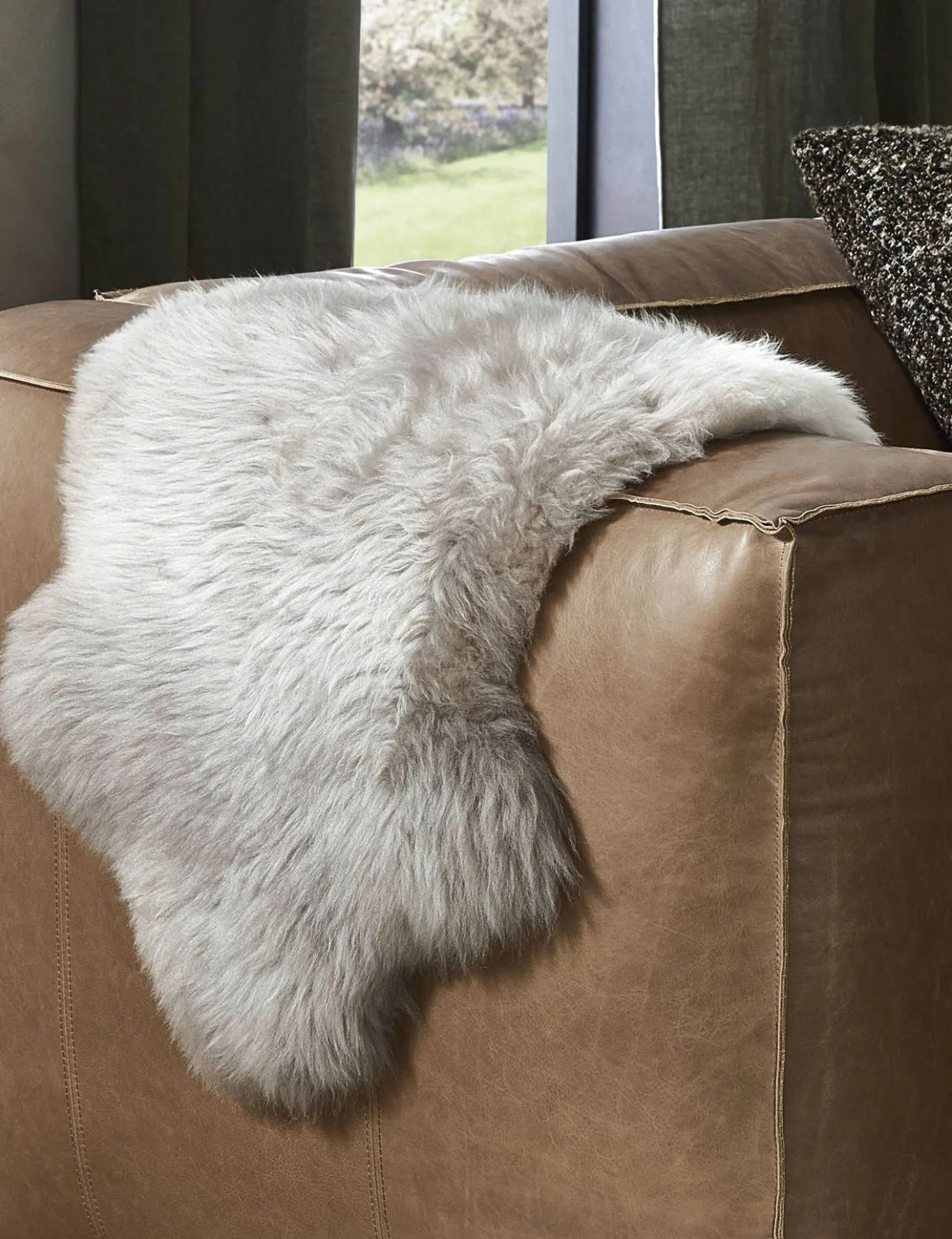 Vale Ombre Sheepskin Throw