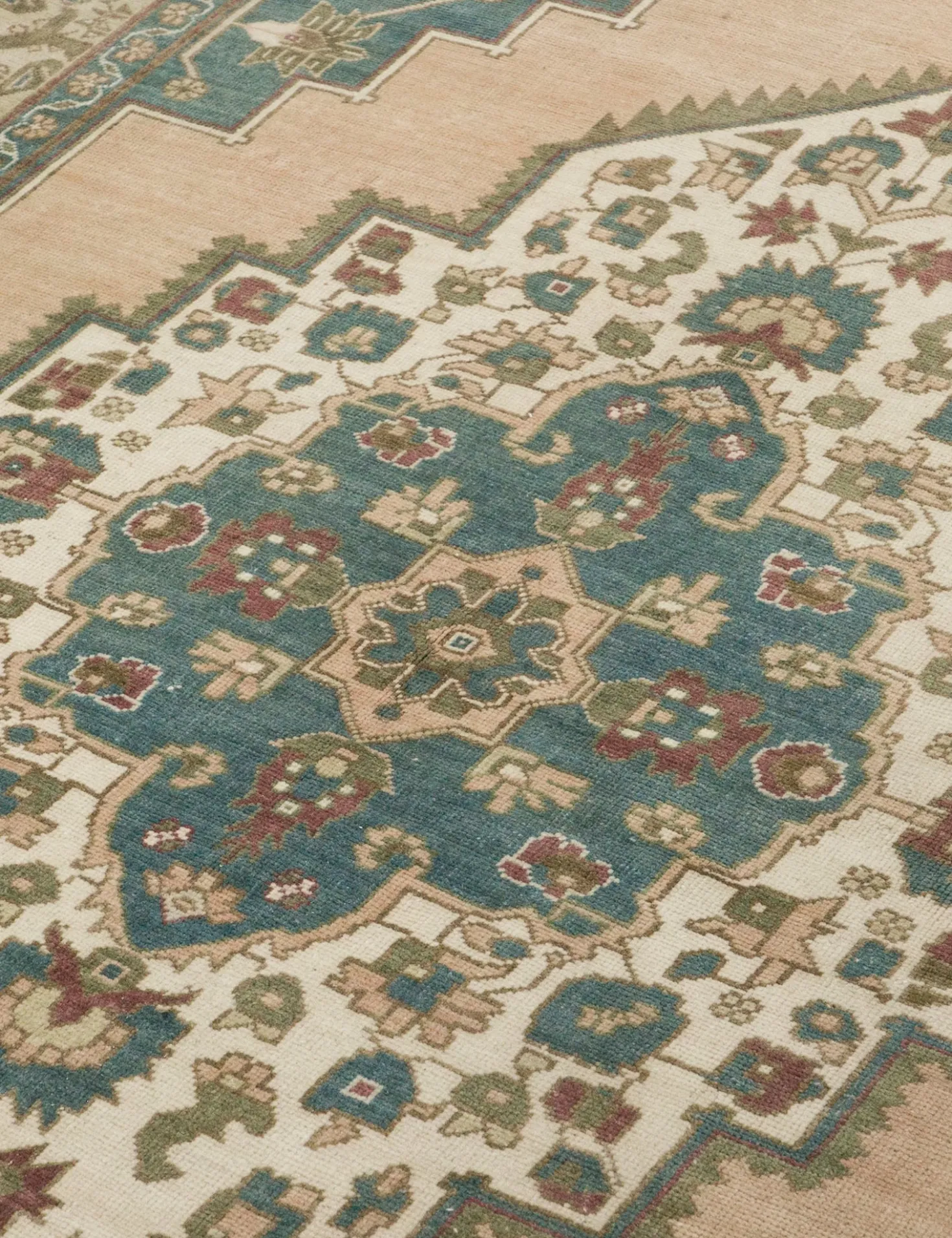 Vintage Turkish Hand-Knotted Wool Rug No. 383, 6'8" x 10'12"