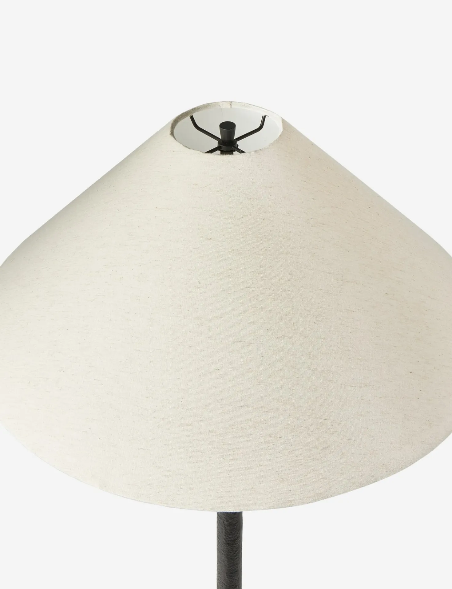 Winry Floor Lamp