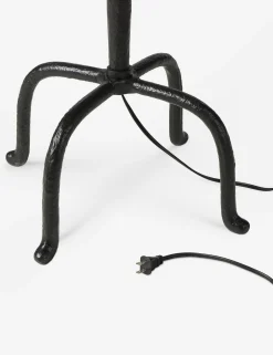 Winry Floor Lamp