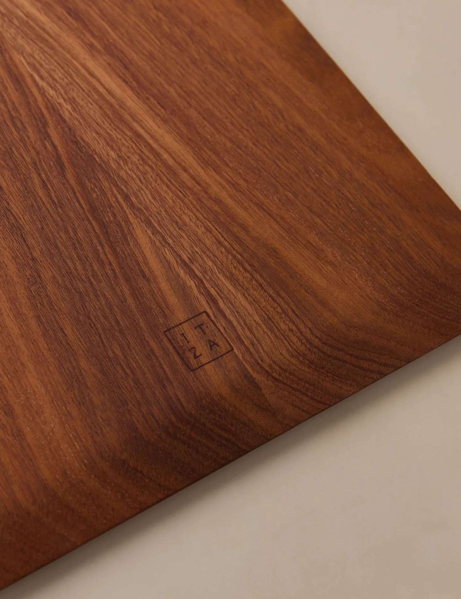 Wood Serving Board by Itza Wood