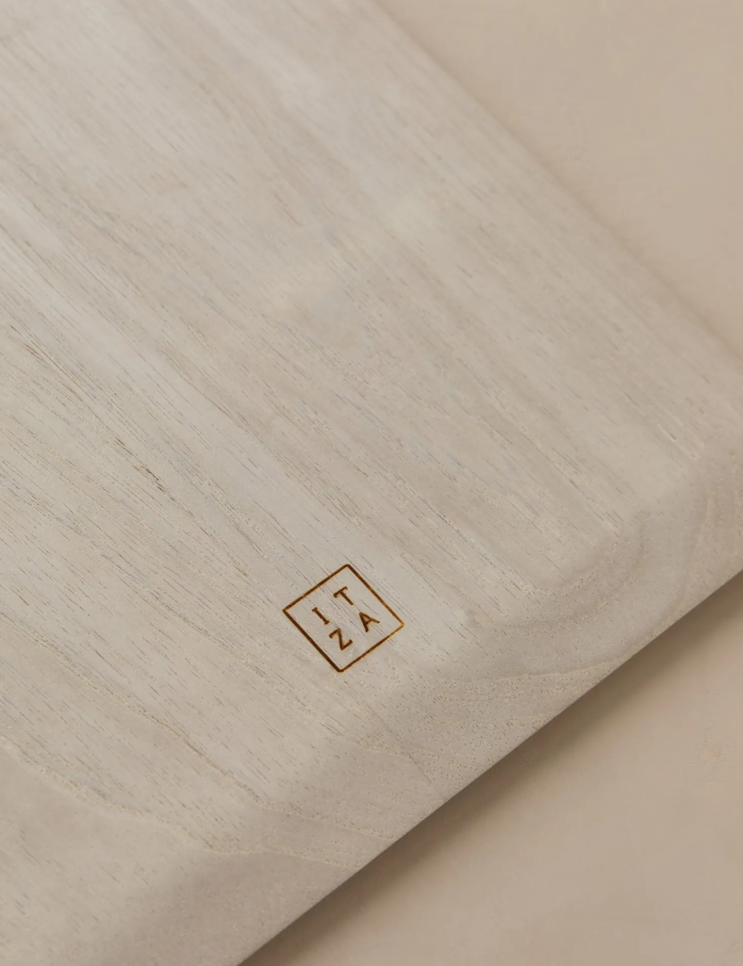 Wood Serving Board by Itza Wood
