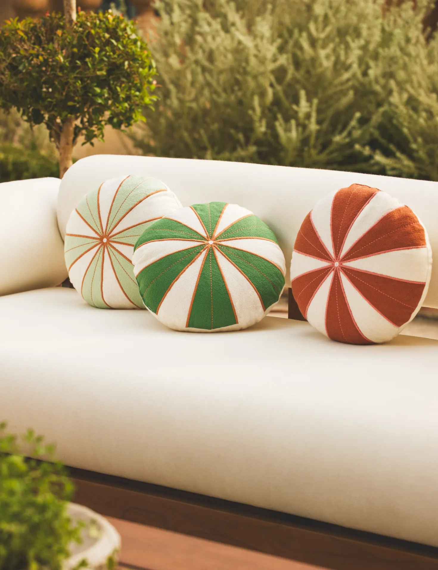 Wrenley Indoor / Outdoor Pillow